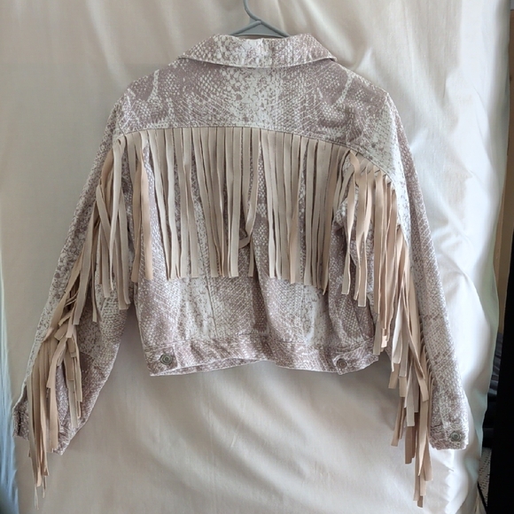 Peach Love California Cream Snake Print Fringe Jean Jacket - Picture 2 of 7